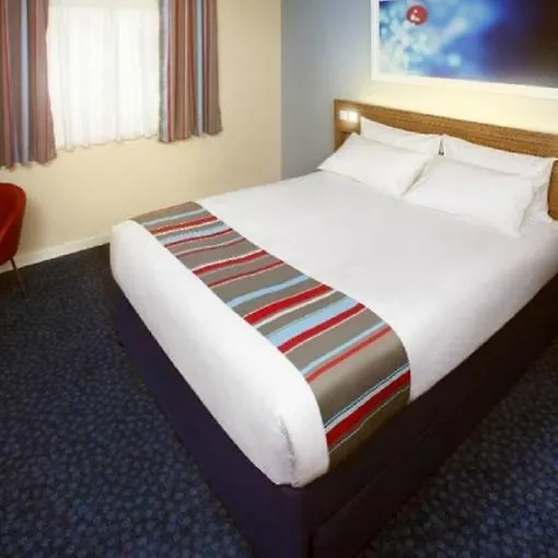 Travelodge Harrogate West Park Hotel